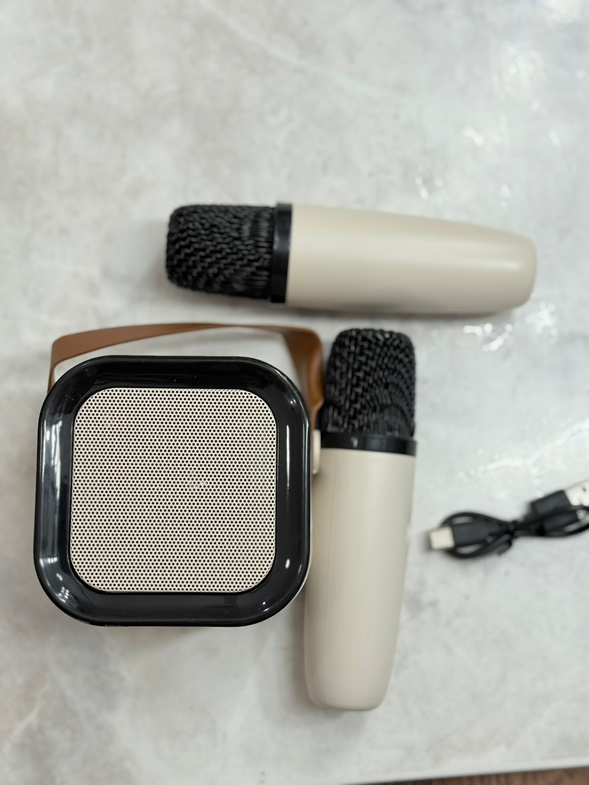 parlante + microfonos