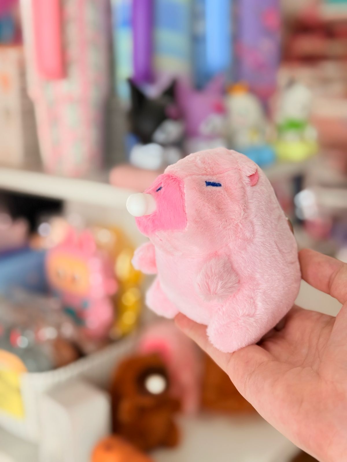 Capibara llavero de peluche