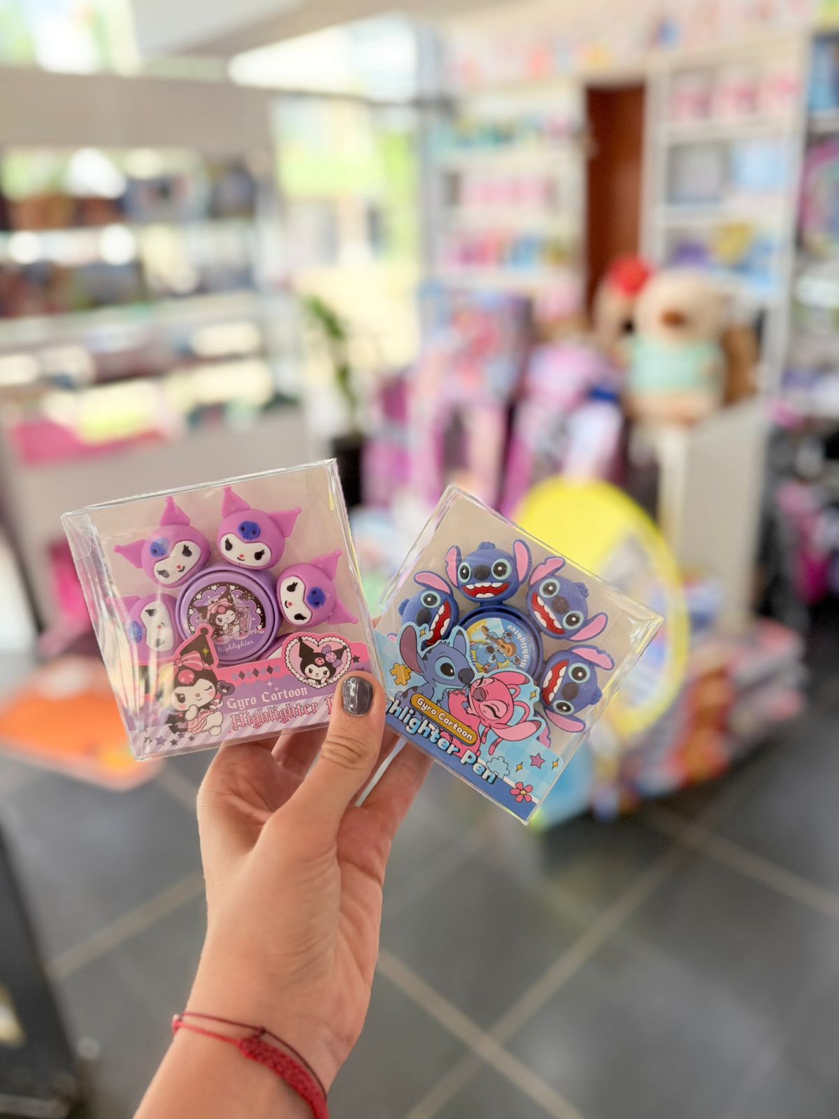 Resaltador SPINNER KUROMI Y STITCH 1